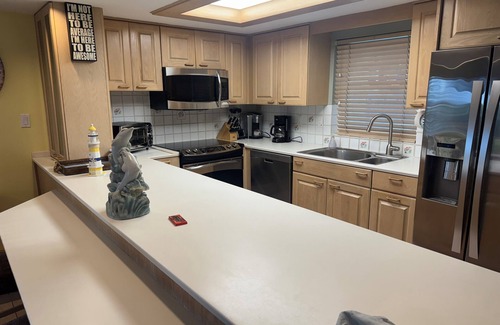 Avon By The Sea Eigentumswohnung | 117 Cocoa Beach Club Direkt am Meer, neben Pier, hundefreundlich, neue Bäder