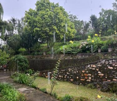 Kaul Haus | 11EleVen Farms with Jacuzzi & Private Orchard Garden