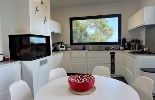Sa Riera Villa | 12 MENSCHEN. POOL, PARKPLATZ, INTERNET, GRILL. SA RIERA-BEGUR.