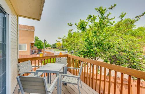 Arvada Haus | 13 Mi to Dtwn Denver Arvada Townhome with Deck