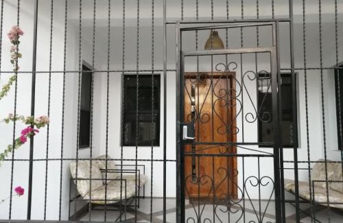 Dangriga Haus | 14 Cedar A