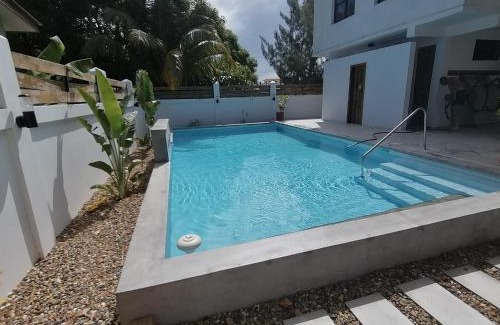 Dangriga Wohnung | 14 Cedar B