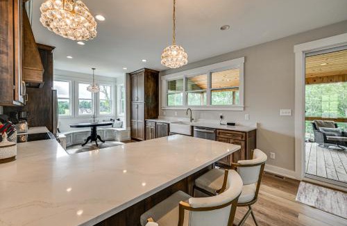 Clarkson Haus | 14 Mi to Mammoth Cave NP Spacious Family Home