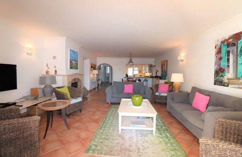 Vale do Lobo Villa | Superb Meerblick, Schöne 5 Schlafzimmer Villa in Vale do Lobo