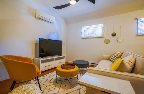 Hillwood Haus | 15 min to the Heart of Nash!