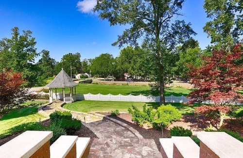 Iuka Haus | 1859 Victorian Home w/modern amenities, across street from park