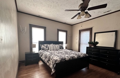 Abilene Haus | 1884 Victorian Charmer
