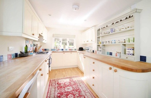 Pointington Haus | 18th Century Cottage in Heart of Dorset