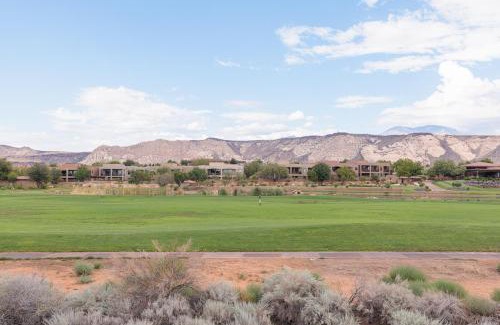 St. George Villa | 18th Fairway to Heaven