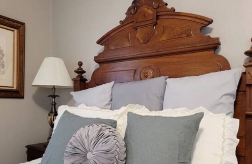 Salisbury Wohnung | 1915 Victorian Wildflower Garden