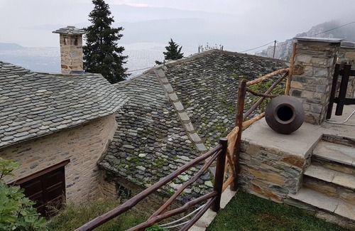 Makrynitsa Villa | 19. Jh. Stein erbaute griechische Villa Villa Porteli