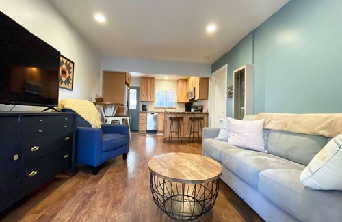 Kings Beach Haus | 1BD/1BA home 5 min walk to beach, bars and food.