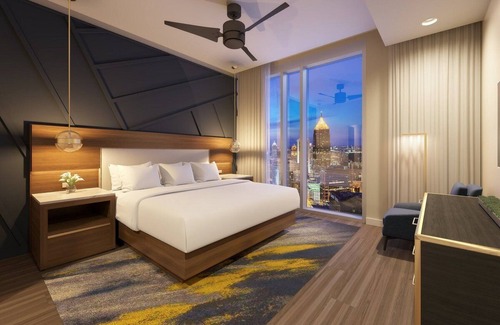 Downtown Atlanta Resort | 1BD/Atlanta - Downtown w/Rooftop Pool and Pool Bar!
