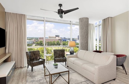 Peachtree Center Resort | 1Bed/1Bath New Resort in Downtown Atlanta Near Centennial Olympic Park!