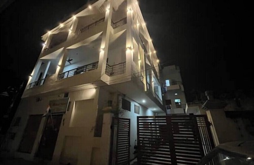 Varanasi Haus | 1BHK Suite- 202@ Kanti Villa -MahaShiva Retreat