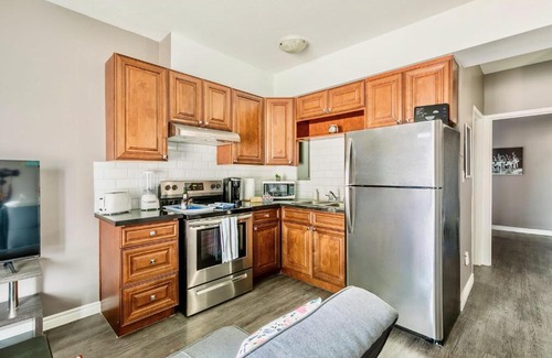 Rosedale Wohnung | 1BR Apt with King Bed & Netflix - PRIME Location