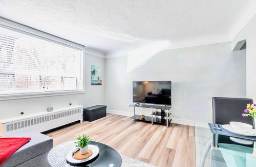 Hamilton Wohnung | 1BR Apt with King Bed & Netflix-Near Downtown
