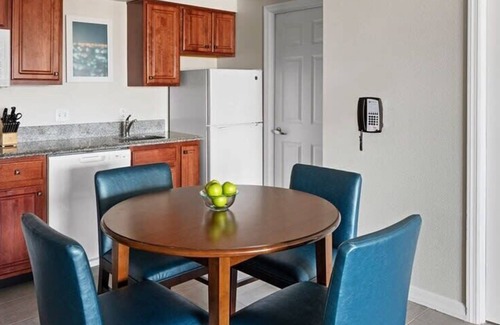 Atlantic City Eigentumswohnung | 1br Condo Stunning City views -Vibrant Boardwalk!