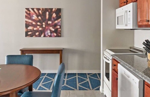 Atlantic City Eigentumswohnung | 1br Condo Stunning City views -Vibrant Boardwalk!