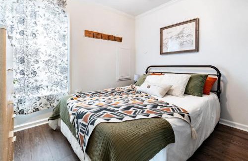 Pass Christian Haus | 1BR Condo Walk to Beach - Marina Views