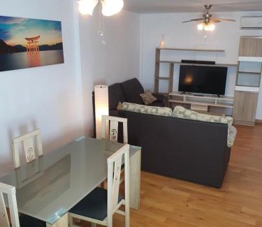 La Linea de la Concepcion Wohnung | 1F, Aire Acondic, 80m2, 2 dormitorios, 4 huéspedes, WIFI GRATIS