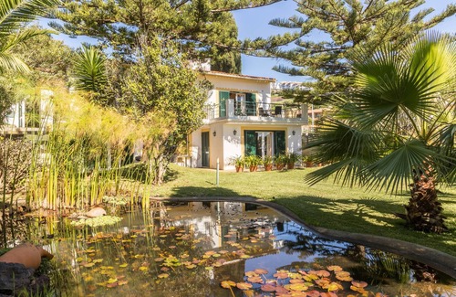 Canico Wohnung | Ferienwohnung 'Villa Echium T2' im 1. Stock mit zwei Schlafzimmern und Gemeinschaftsgarten