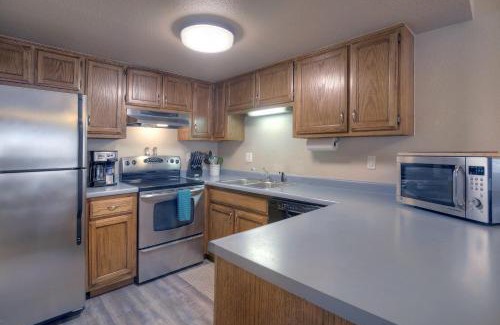 Durango Haus | 2 2 Ferringway 9