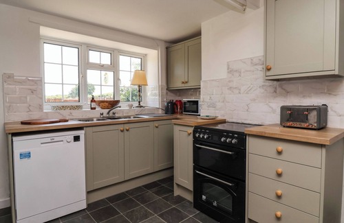 Malton Hütte | 2 BECK HOUSES, pet friendly, with a garden in Malton