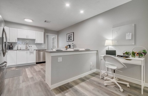 Fairvilla Haus | 2 Bed 1.5 Bath in Winter Park