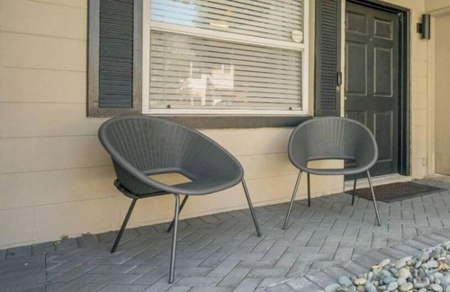 Fairvilla Haus | 2 Bed 1.5 Bath in Winter Park