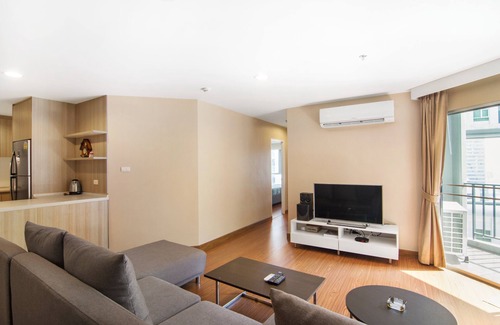 Ratchadaphisek Wohnung | 2 Bett / 2 Bad Wohnung / größter Pool / WiFi