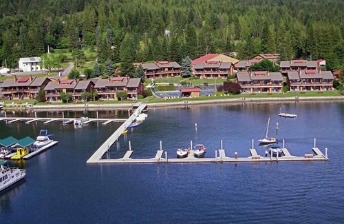 Hope Wohnung | 2 Bed 2 Bath Apartment Condo with gorgeous grass area and patio