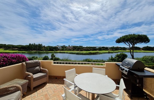 Quinta do Lago Wohnung | 15%discount July dates! 2 bed apartment with lake views Sao Lourenço Quinta Lago