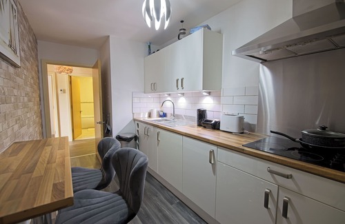 Rusholme Wohnung | 2 Bed Apt - Free Parking - Close to City Centre