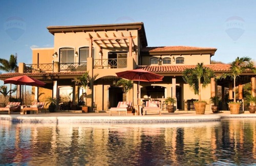 Villarreal Haus | 2 BED HOME 5 MIN TO TAMARINDO GATED COMMUNITY POOL