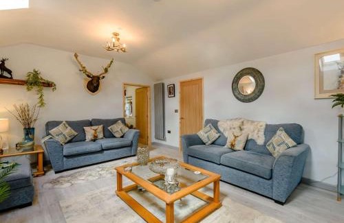 Lixwm Haus | 2 Bed in Lixwm 88028