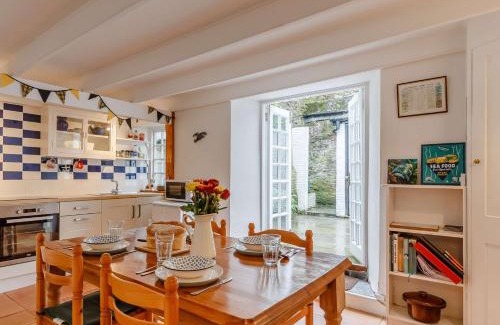 Polruan Haus | 2 bed in Polruan 76624