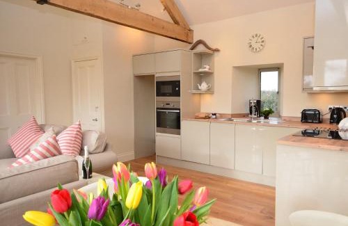 Sherborne Haus | 2 Bed in Sherborne 41897