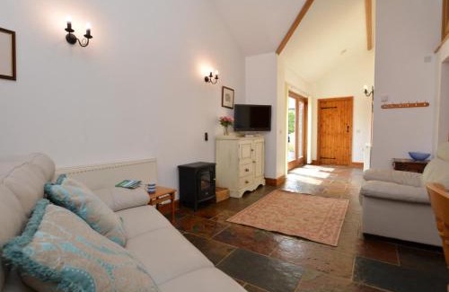 Alweston Haus | 2 Bed in Sherborne FOLKI