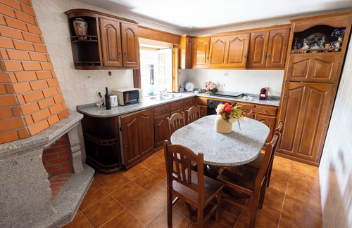 Tarouquela Hütte | 2-bedr. farm with garden near Praia Fluvial and Cinfães in Tarouquela/With key safe