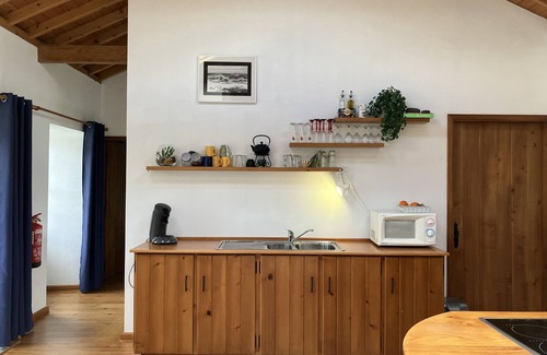 Capelo Haus | 2 bedroom 2 bathroom private house with air conditioning Casa Comprida 299/AL