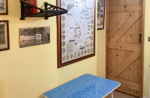 Little Eaton Hütte | 2 bedroom accommodation in Morley, near Derby