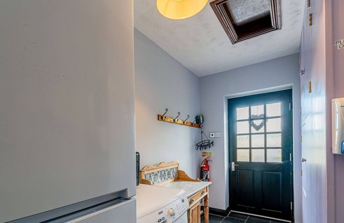 Eglwys-fach Hütte | 2 bedroom accommodation in Furnace, near Machynlleth