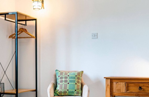 Eglwys-fach Hütte | 2 bedroom accommodation in Furnace, near Machynlleth