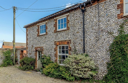 Holt Hütte | 2 bedroom accommodation in Blakeney