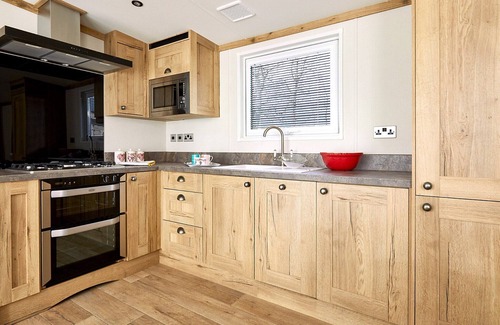 Frampton Haus | 2 bedroom accommodation in Hubbert’s Bridge, near Boston