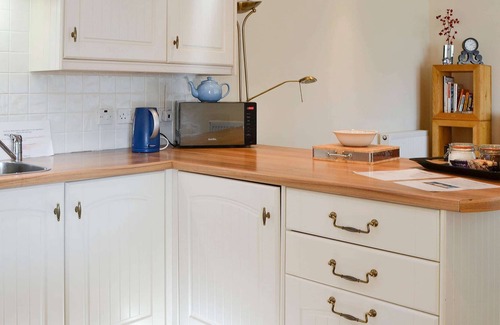 Glenisla Hütte | 2 bedroom accommodation in Invergowrie, near Dundee