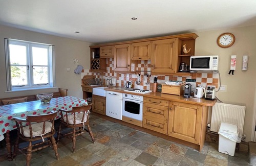 Laverton Hütte | 2 Schlafzimmer Unterkunft in Tarlton, Cirencester