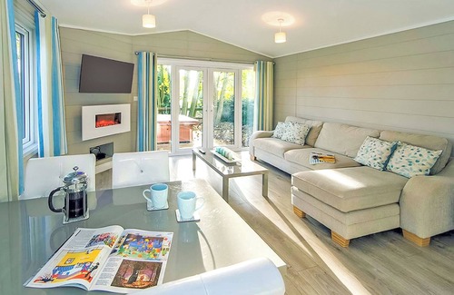 Low Catton Skihütte | 2 Schlafzimmer Unterkunft in Welburn