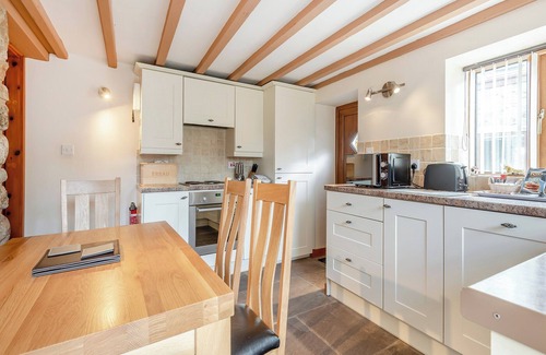 Ashover Hütte | 2 Schlafzimmer Unterkunft in Clay Cross, near Chesterfield